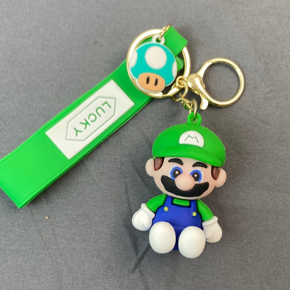Super Mario Keychain
